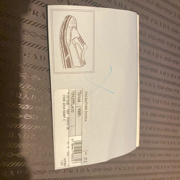 Prada Patent Leather shoes - Picture 7 of 7